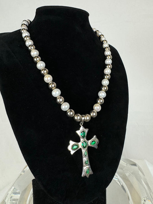 Veert Freshwater Pearl & 14K White Gold Rosary Cross Pendant w Green Zirconia Necklace