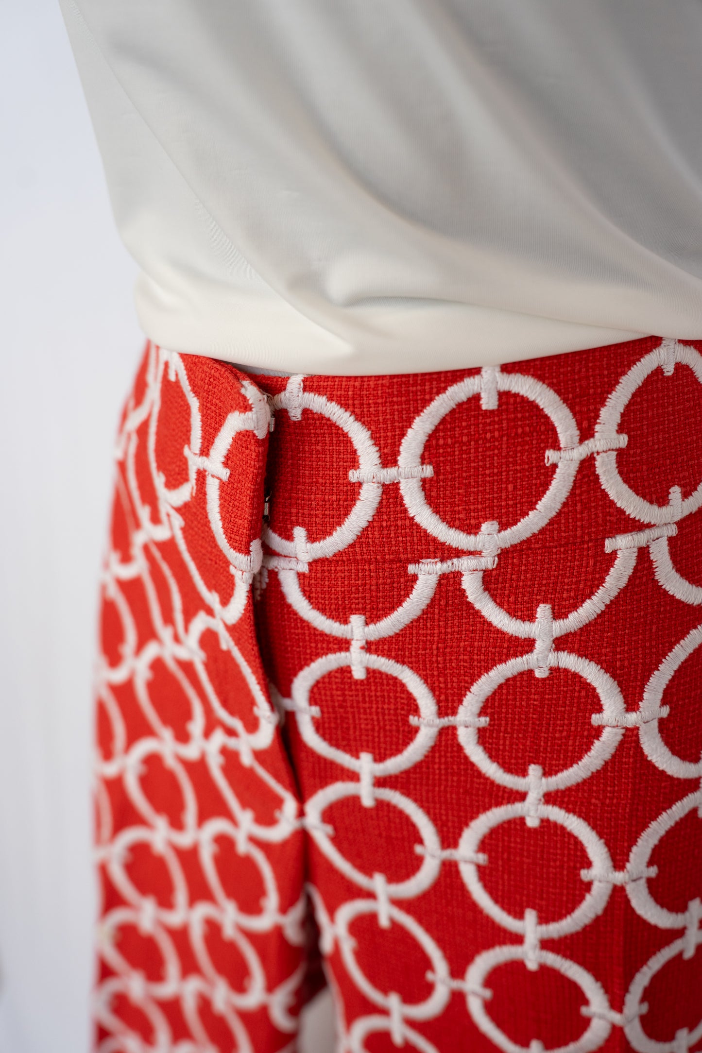 Escada Red Tweed Pants w/ White Connected Circle Detail Straight Leg Pants