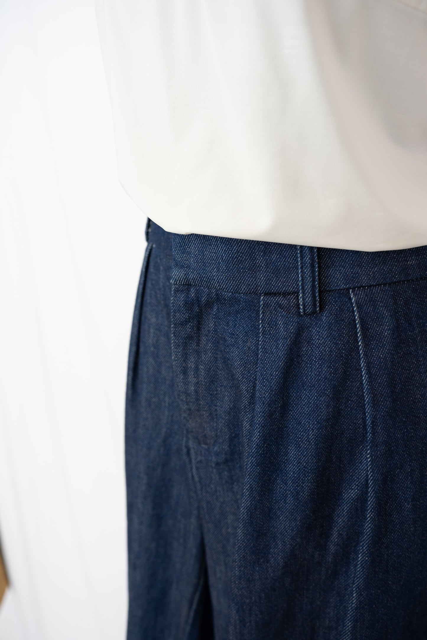 Maggie Marilyn Linen/Silk Dark Denim Straight Leg Pants w/ Side Ruffle NWT