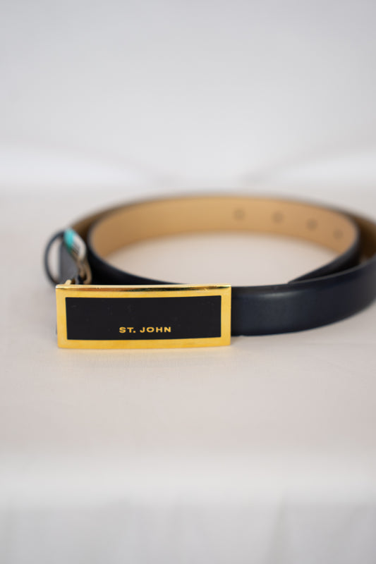 St. John Leather Skinny Navy Belt w Black & Gold Rectangle Logo Buckle