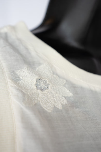 Chelsea28 Cream White Floral Embroidery Tank Top
