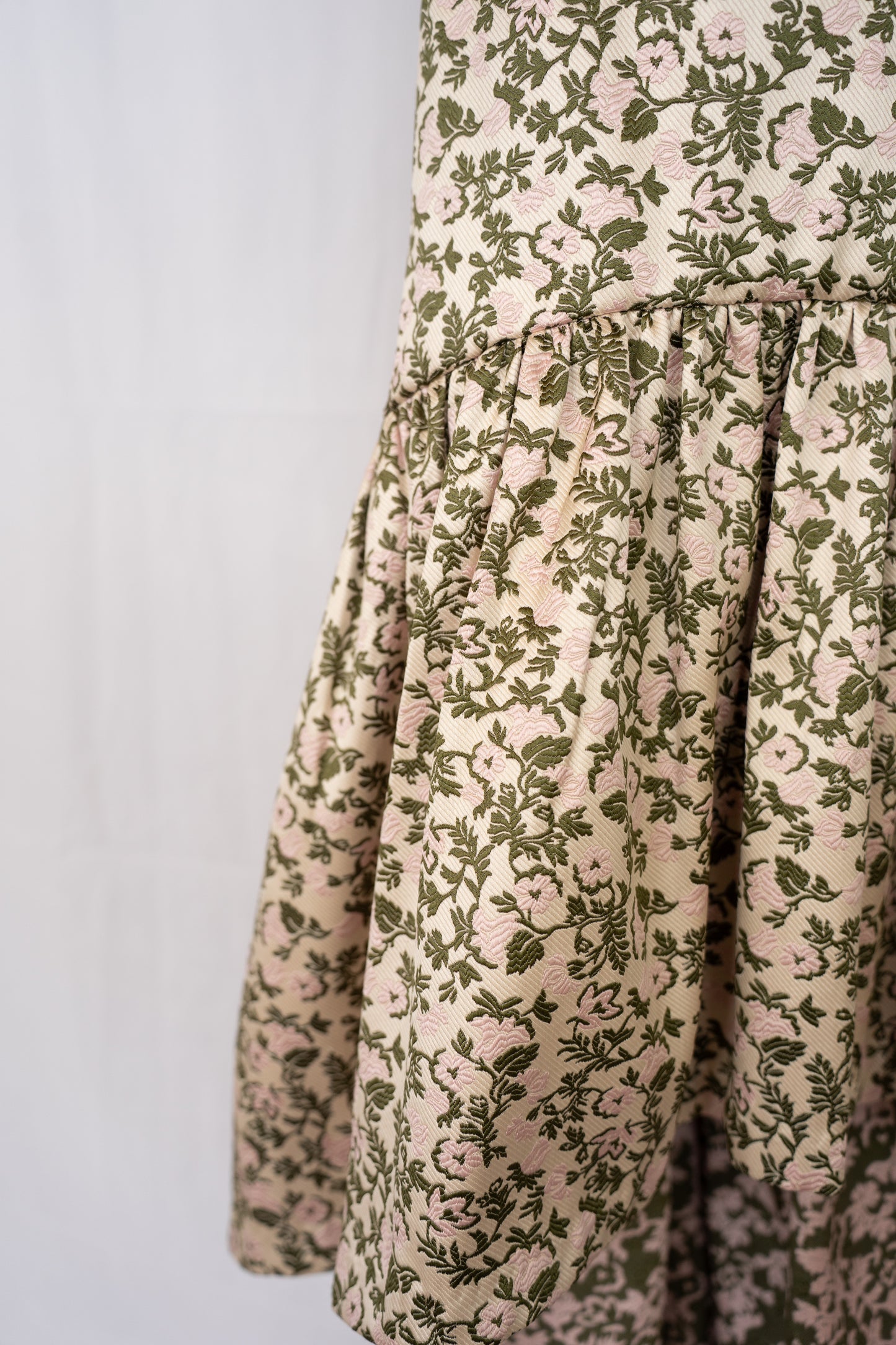 Jill Stuart Cream Green Leaf/Pink Flower Floral Sleeveless V-Neck Ruffle Hem Midi Dress