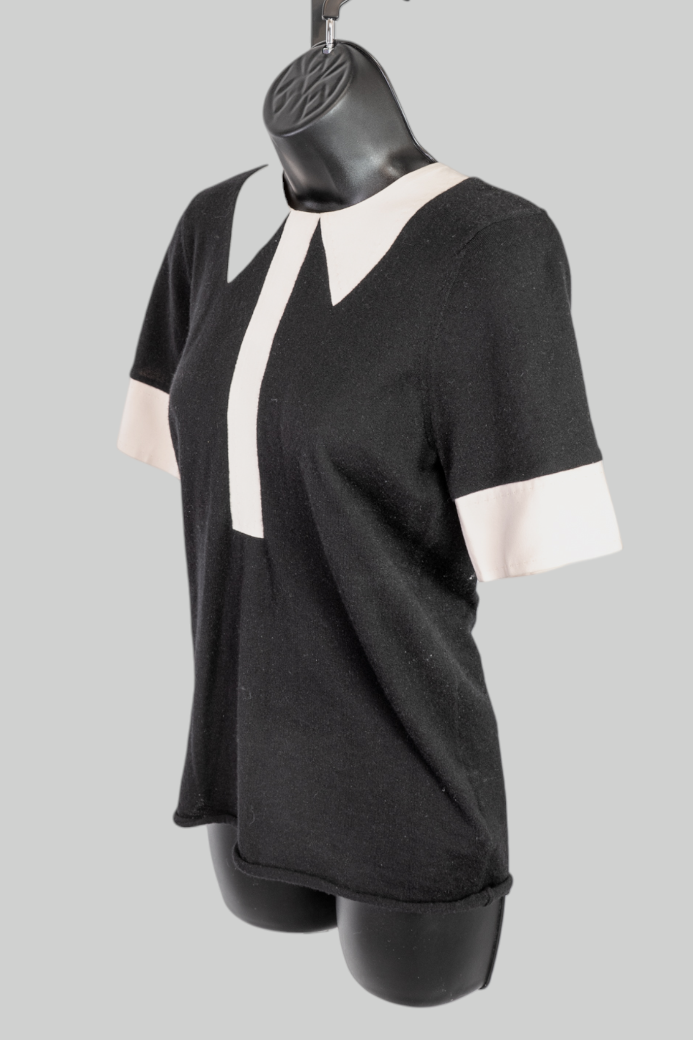 Marc By Marc Jacobs Black Cashmere Pale Pink Trim 1/2 Sleeve Sweater