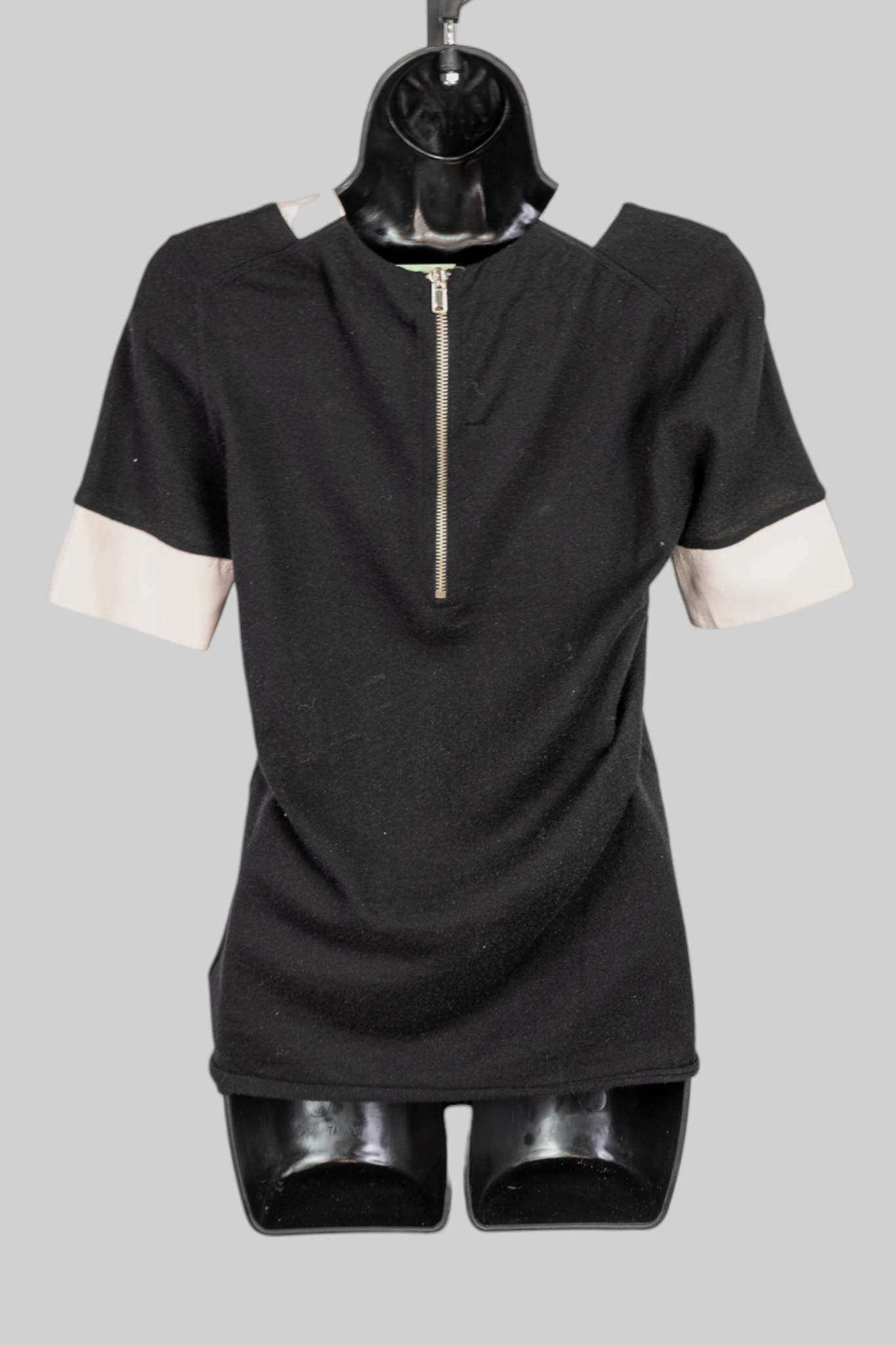 Marc By Marc Jacobs Black Cashmere Pale Pink Trim 1/2 Sleeve Sweater