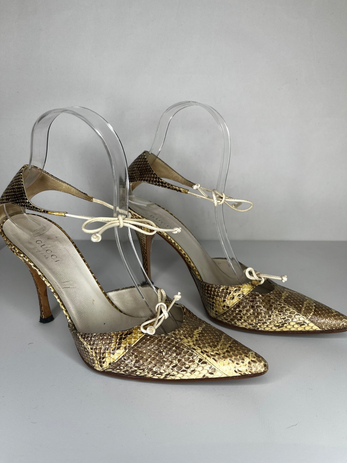 Gucci Lizard Kitten Heel Pumps