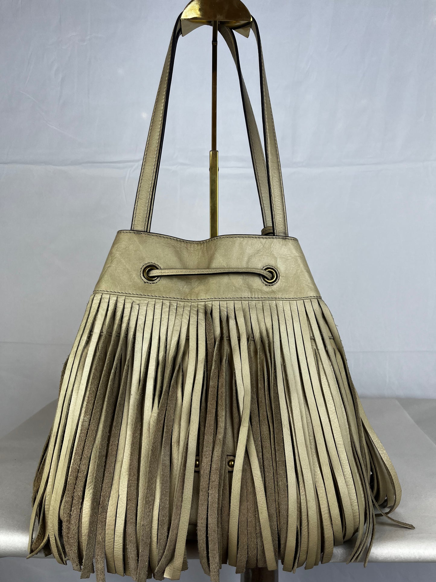 Frye Dusty Beige Leather Heidi Bucket Fringe Shoulder Bag w Tassels
