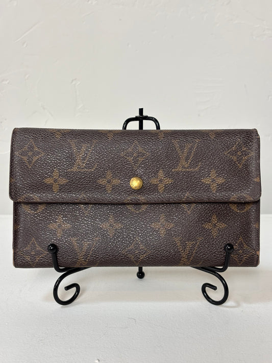 Louis Vuitton Monogram 2003 "Porte-Tresor Etui Papier" Snap Closure Wallet