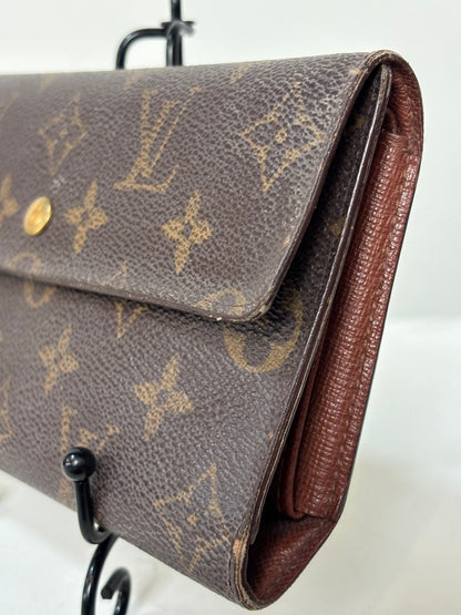 Louis Vuitton Monogram 2003 "Porte-Tresor Etui Papier" Snap Closure Wallet