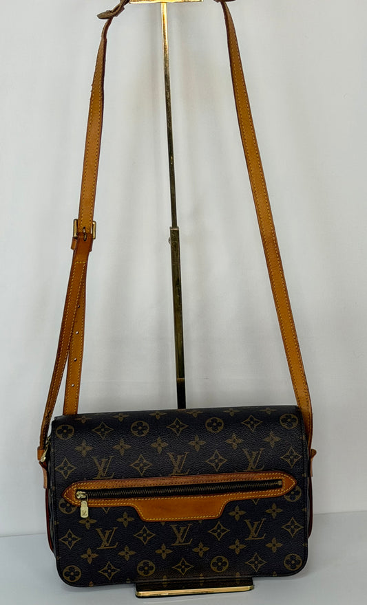 Louis Vuitton Monogram Saint Germain 28 Crossbody Bag