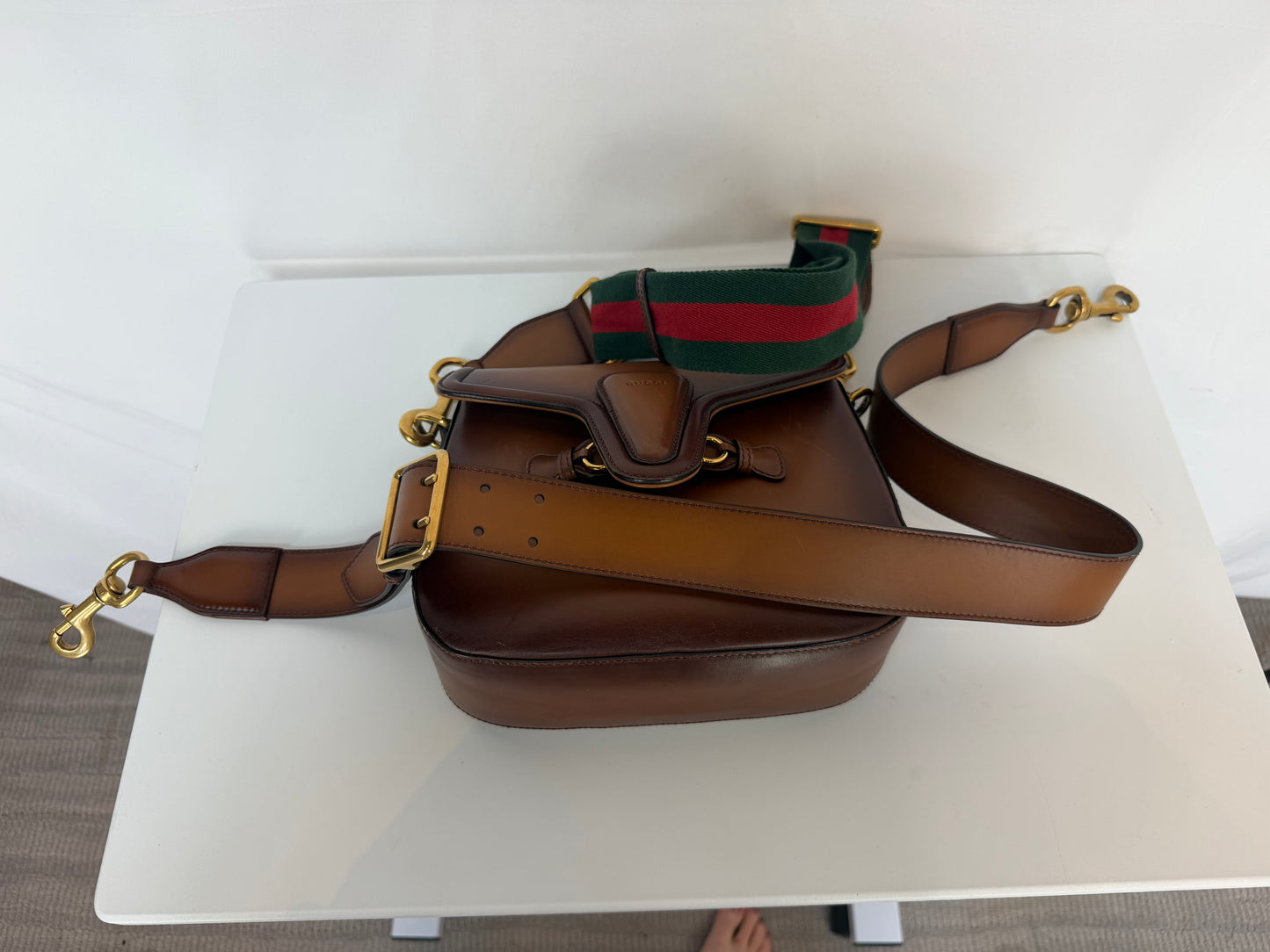 Gucci 1995 Brown Hand-Stained Leather "Lady Webb" Gold Horsebit Detail Shoulder Bag