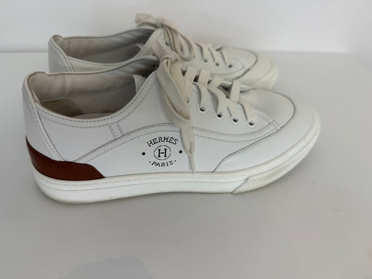 W Box-Hermes White Leather Brown Heel Accent "Get" Sneakers w Logo Stencil