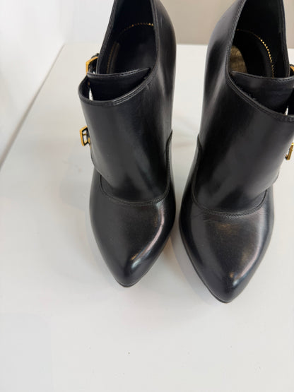 Tom Ford Black Leather Pointed Toe Double Gold Buckle Detail Pumps