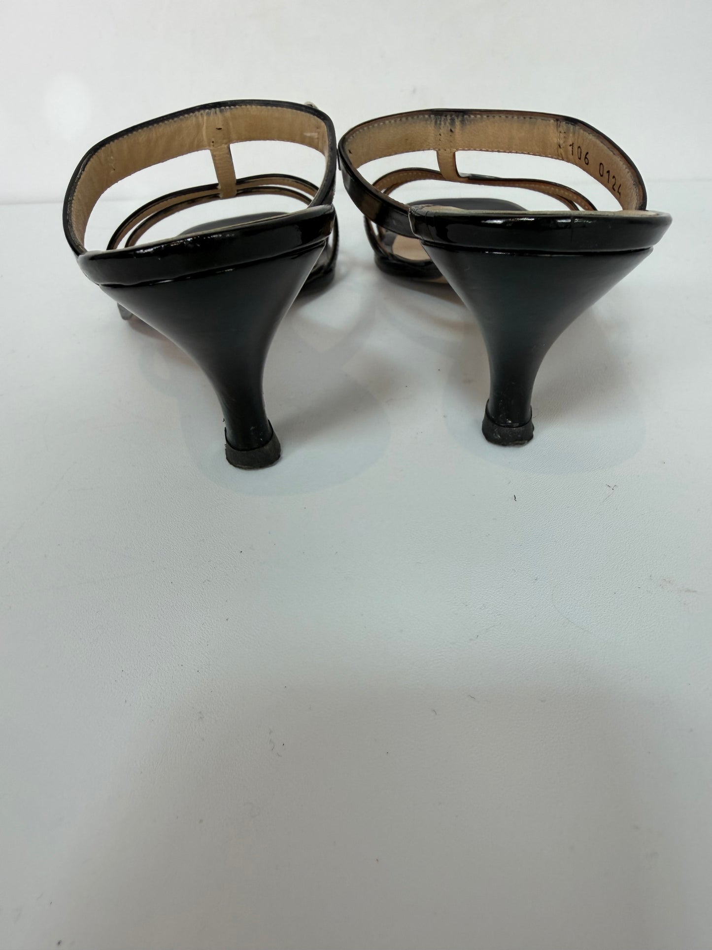 Gucci Black Patent Leather Square Toe 3 Strap w Silver Horsebit Kitten Heel Sandals