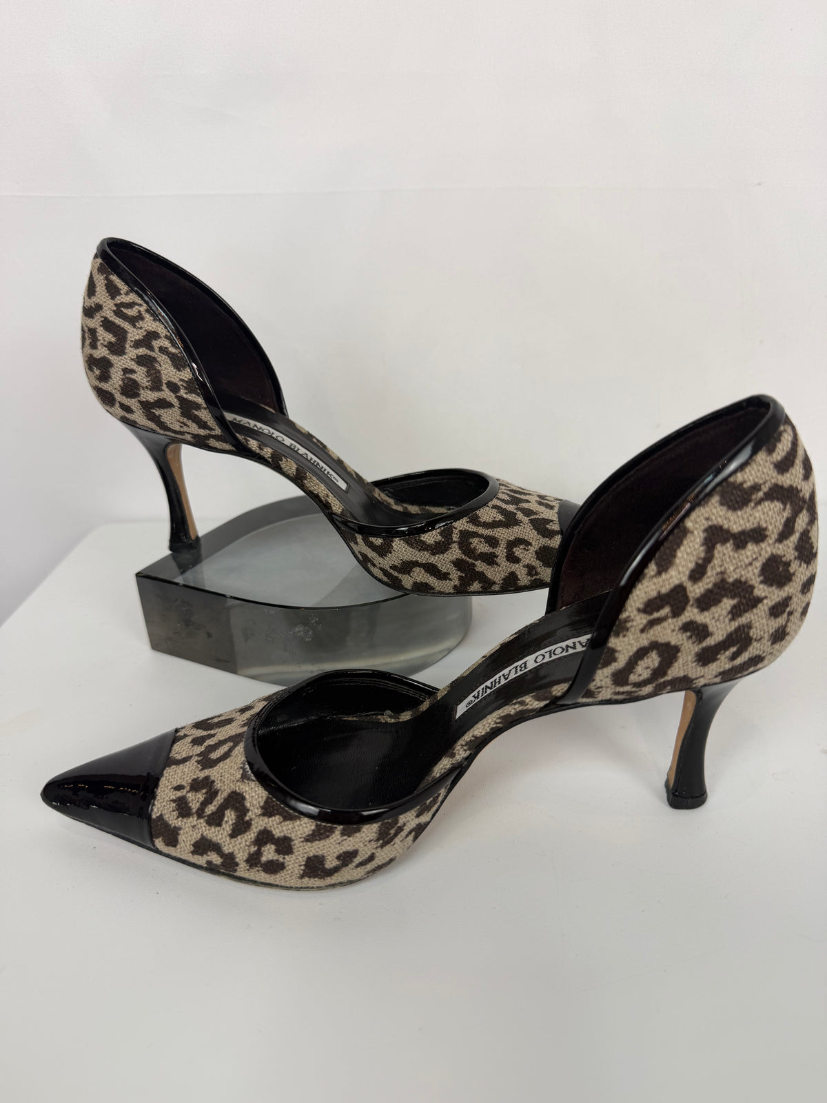Manolo Blahnik Leopard Print Pointed Toe Stilettos