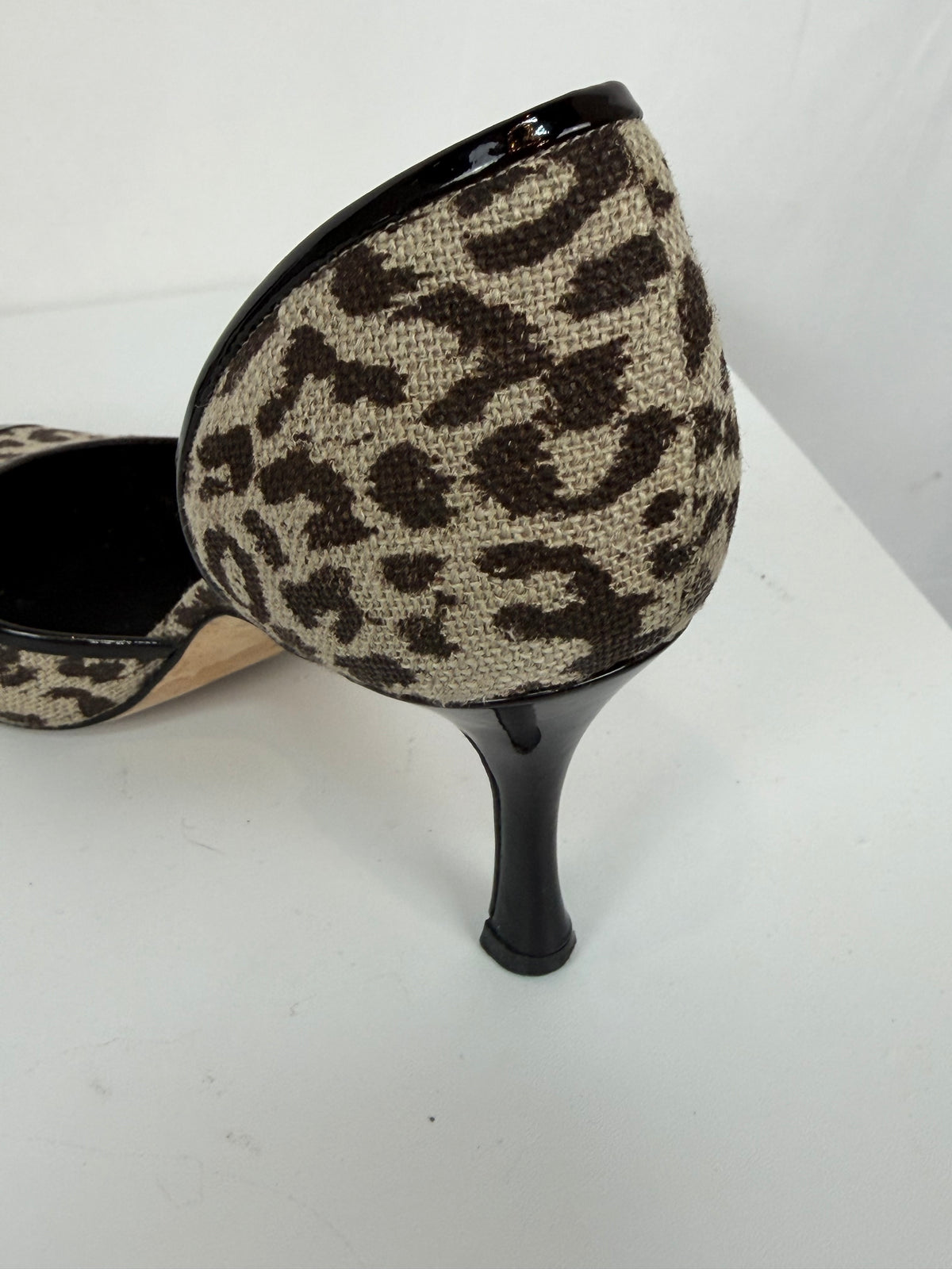 Manolo Blahnik Leopard Print Pointed Toe Stilettos