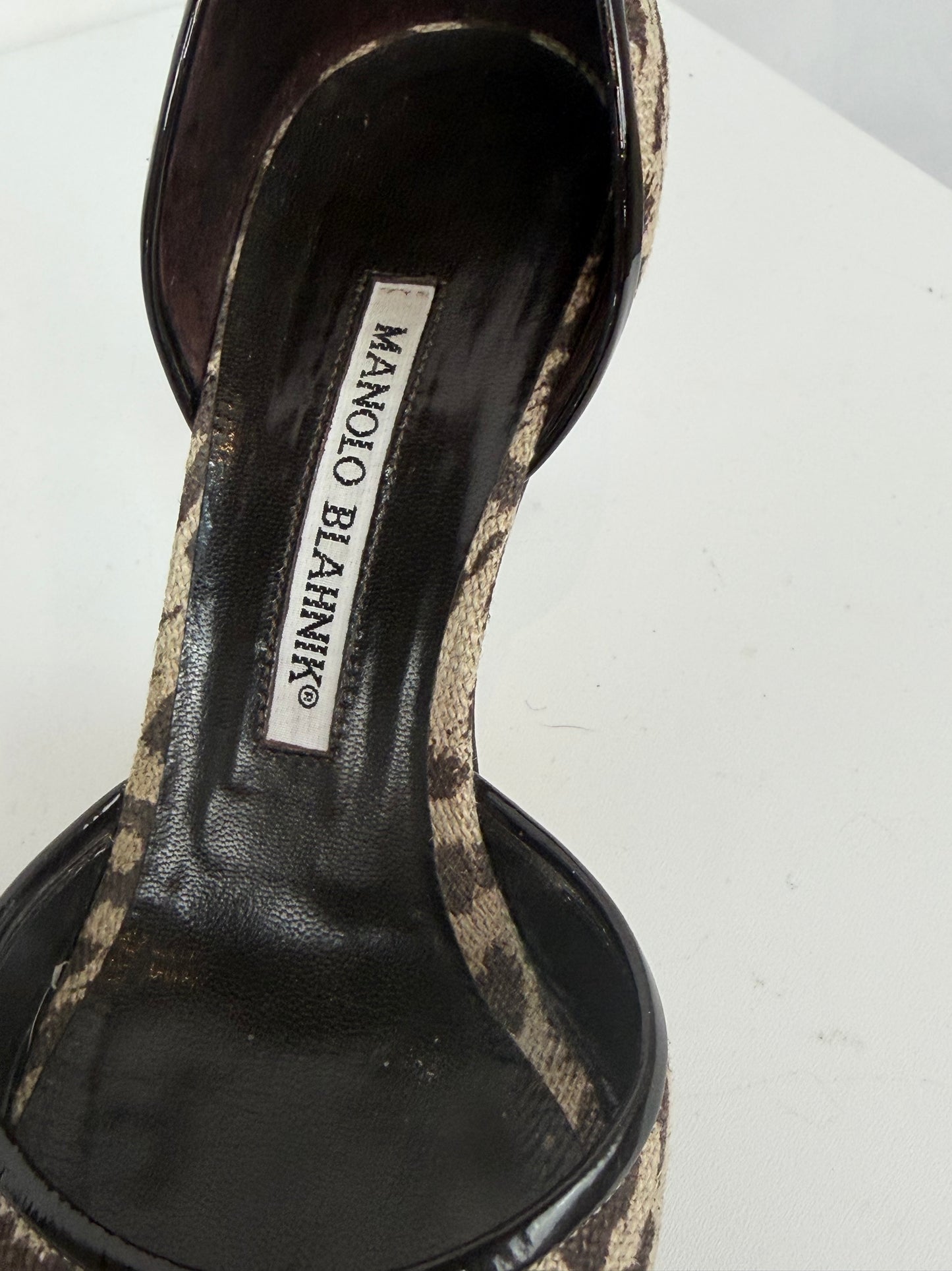 Manolo Blahnik Leopard Print Pointed Toe Stilettos