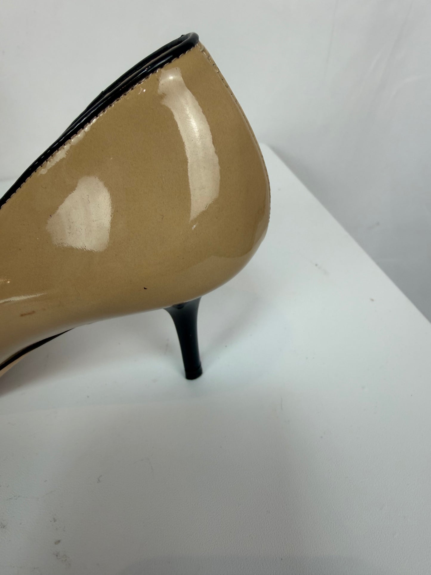 Jimmy Choo Nude Patent Leather Pointed Toe Kitten Heels w/ Bow