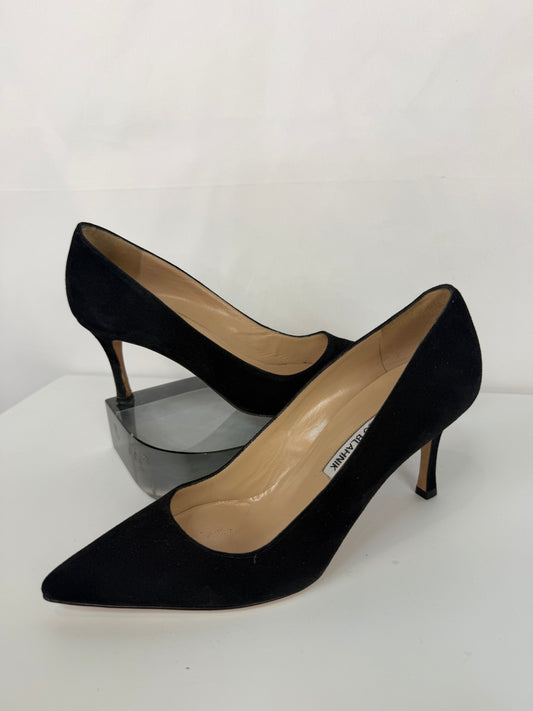 Manolo Blahnik Black Suede Pointed Toe Heels