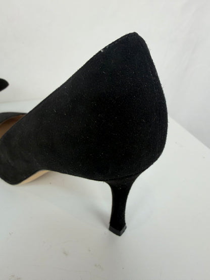 Manolo Blahnik Black Suede Pointed Toe Heels