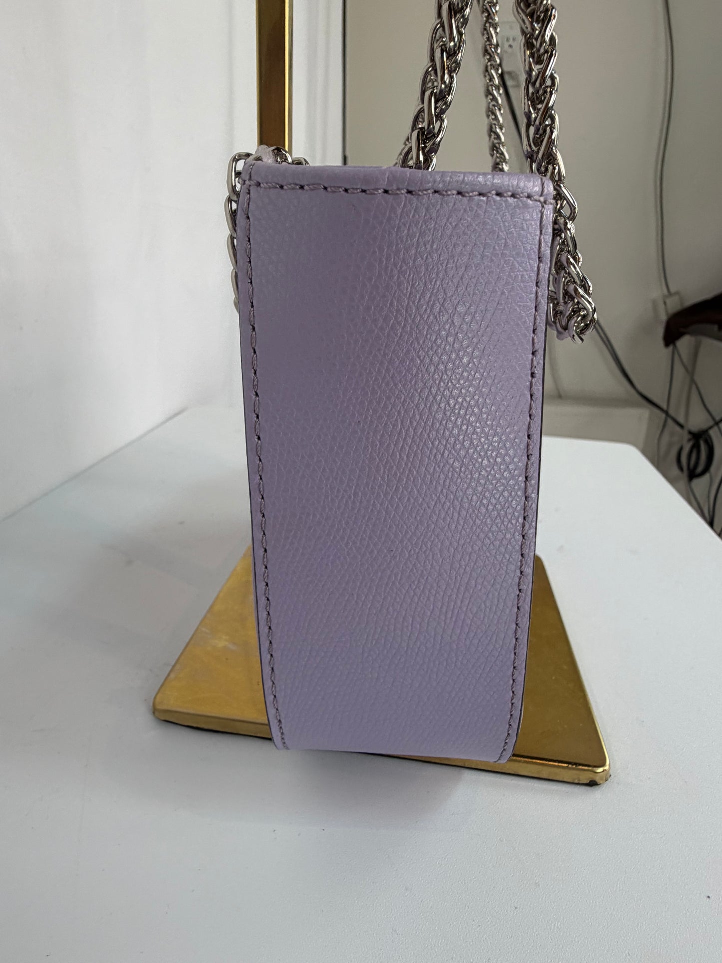 Valentino By Mario Light Purple Leather Top Zip V Logo Silver Chain Strap Bag