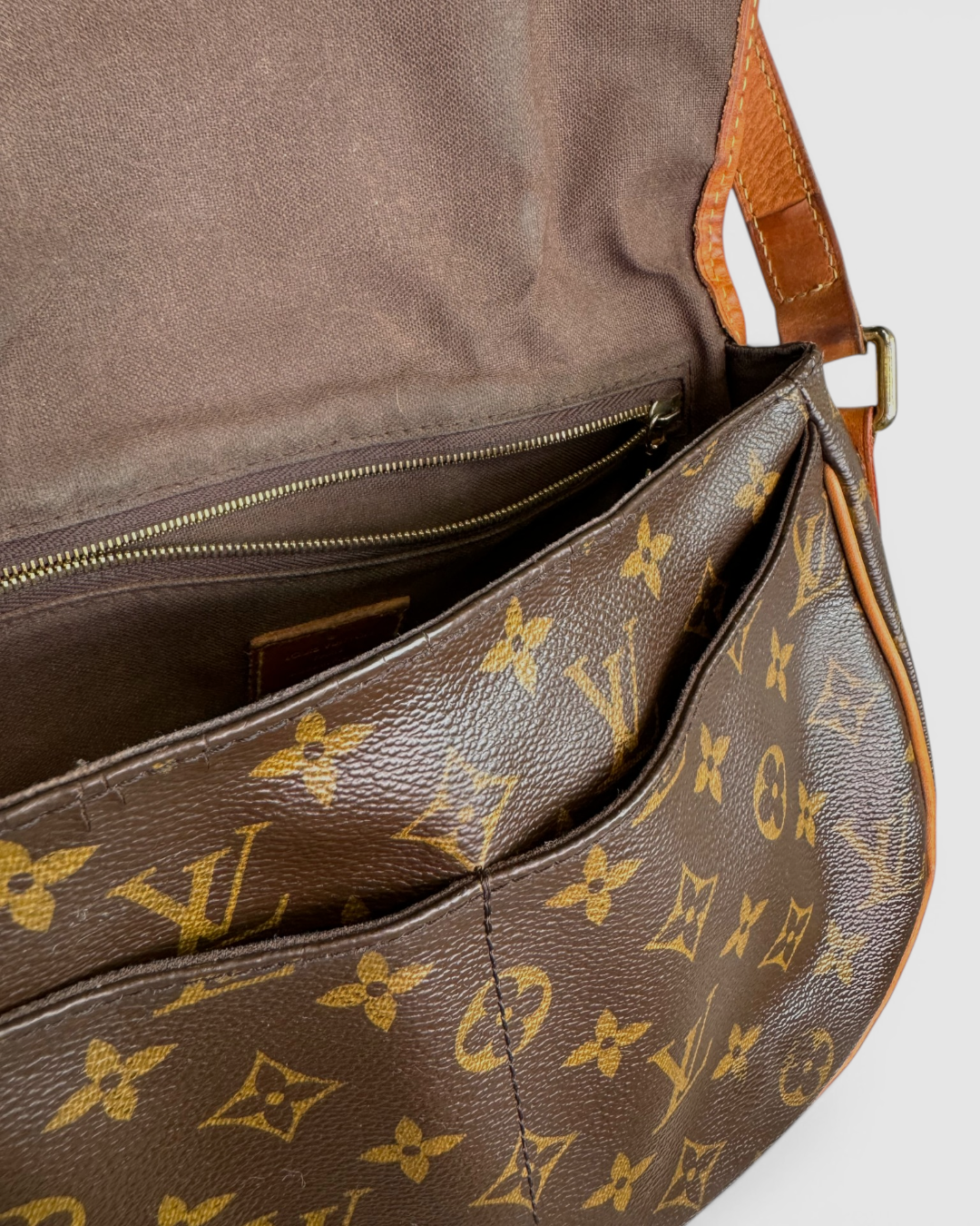 W BOX-Louis Vuitton Monogram Canvas Menilmontant Crossbody w Pleats