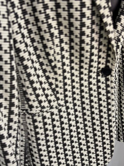 Akris Punto Black & White Block Print Blazer (HAS MATCHING BLOUSE)