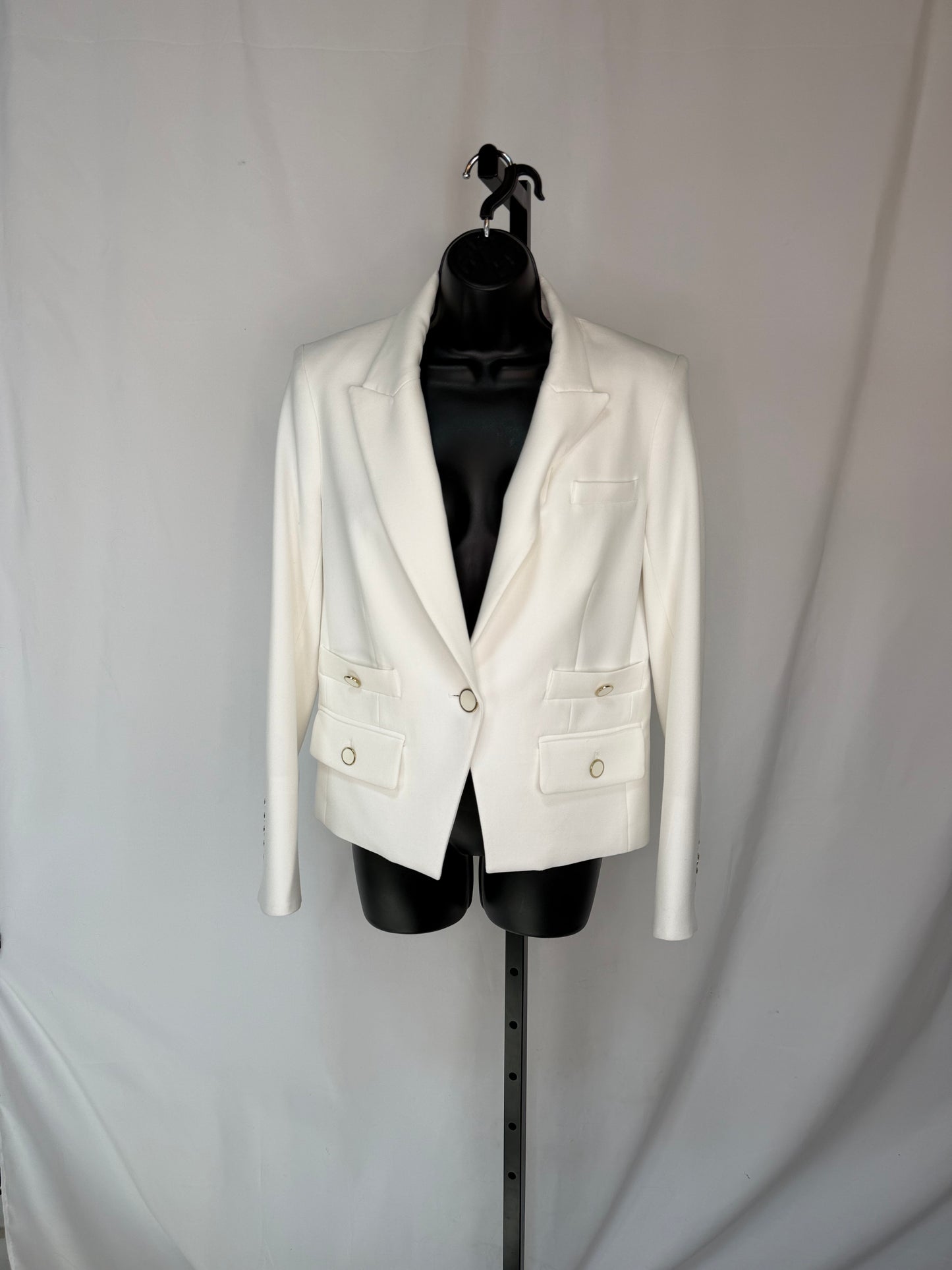 Veronica Beard White Single Button Blazer w 4 Button Detail