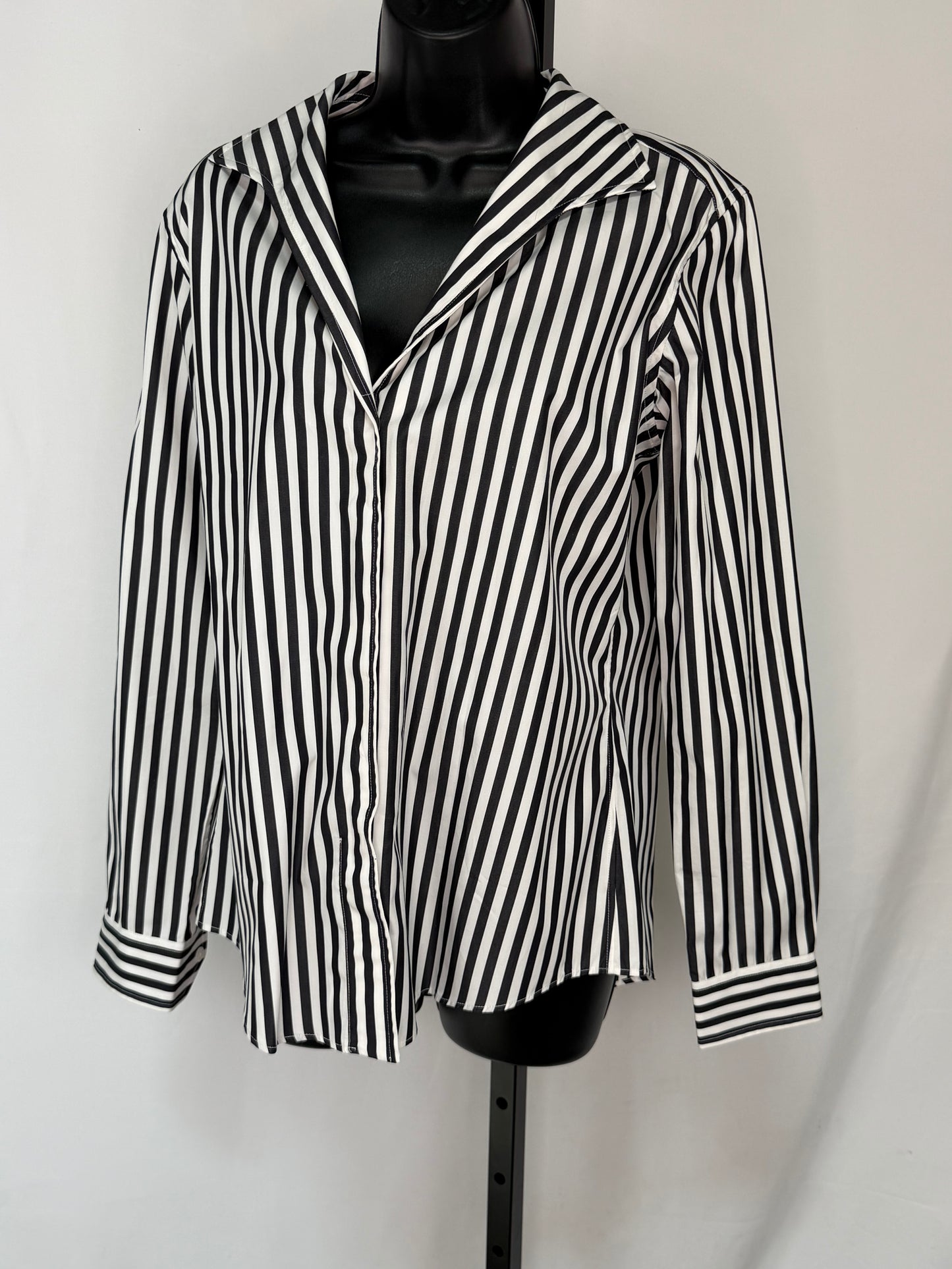 Sarah Alexandra Black & White Stripe Collared Long Sleeve Button Up Blouse NWT