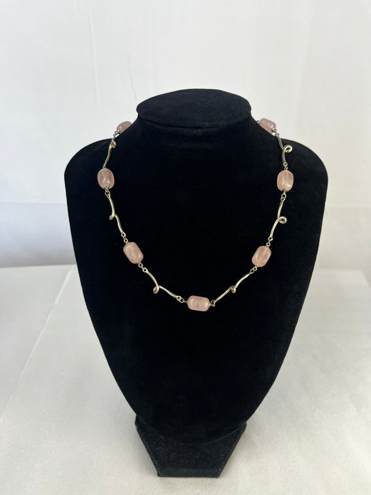 COMES WITH BAG - Tiffany & Co Sterling Silver Rose Quarts Twirl Link Necklace