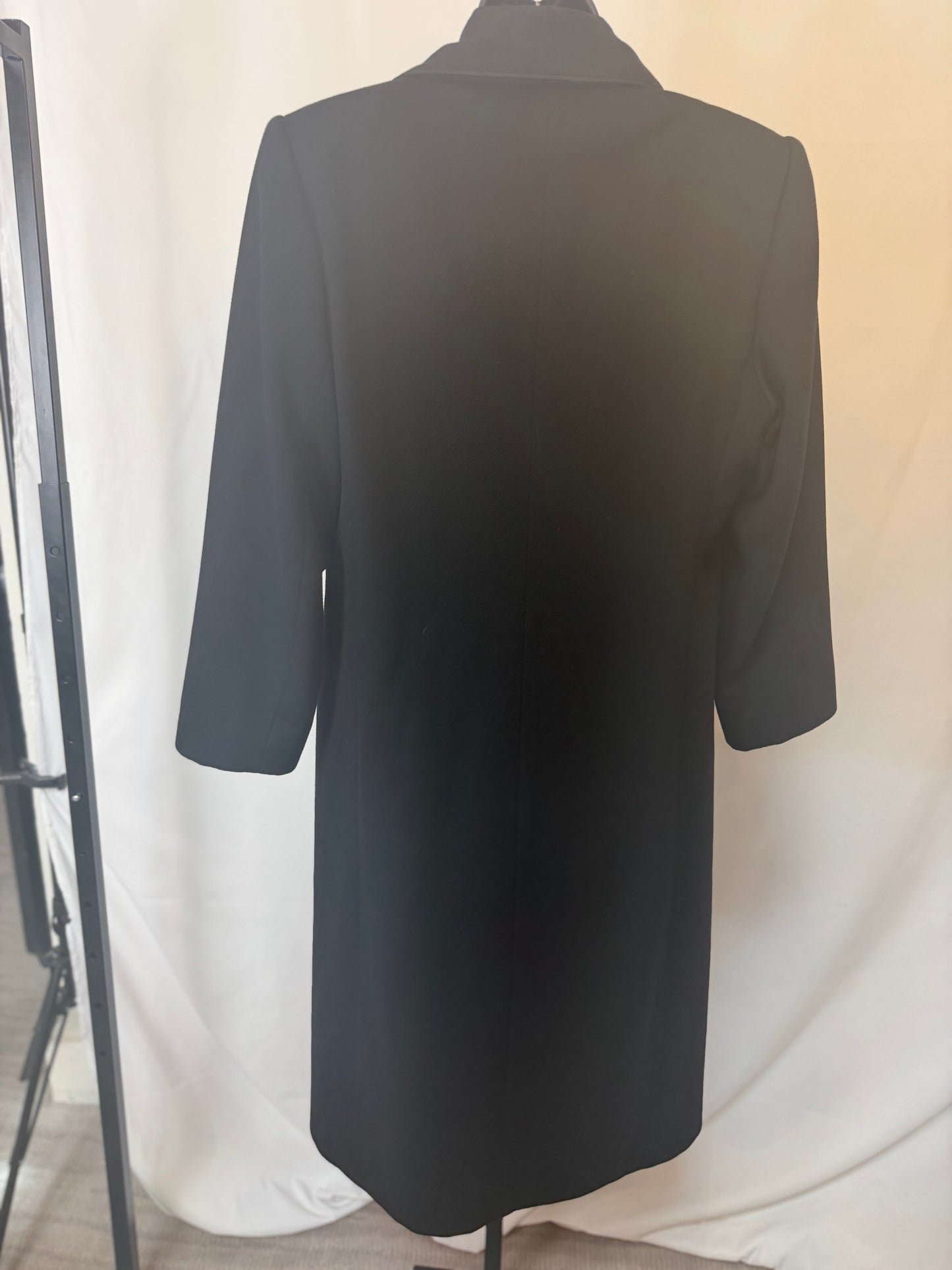 Fleurette Cashmere Black Shawl Collar Single Button Full-Length Coat
