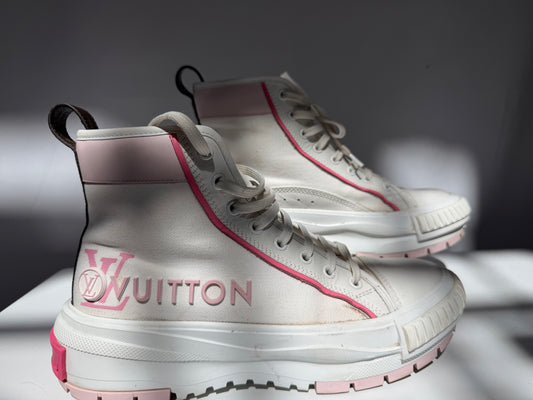 Louis Vuitton White Pink Monogram Brand High-Top  "Squad Sneaker"