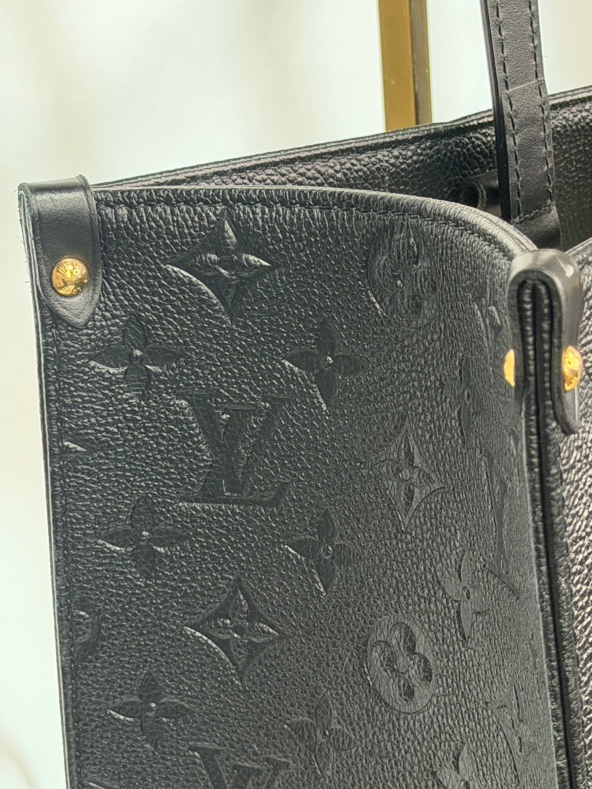 Louis Vuitton Black Leather Monogram "On-The-Go" MM Tote w Gold Hardware