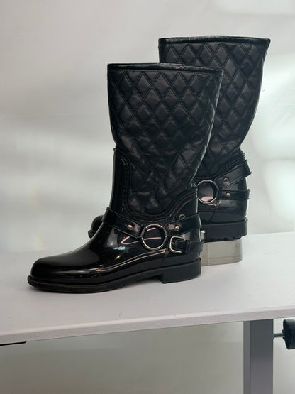 Stuart Weitzman Black Quilted Weatherproof Mid Calf Boots