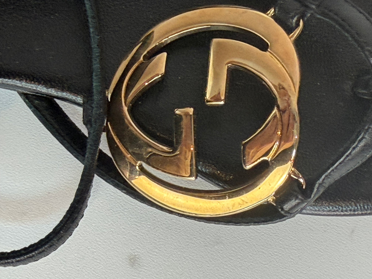 Gucci Black Leather Thong Sandals w/ GG Logo