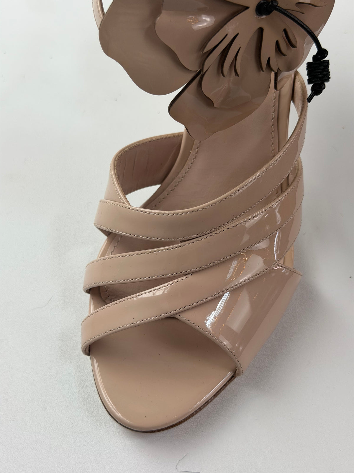 Miu Miu Nude Patent Leather Flower Detail Open Toe Heels