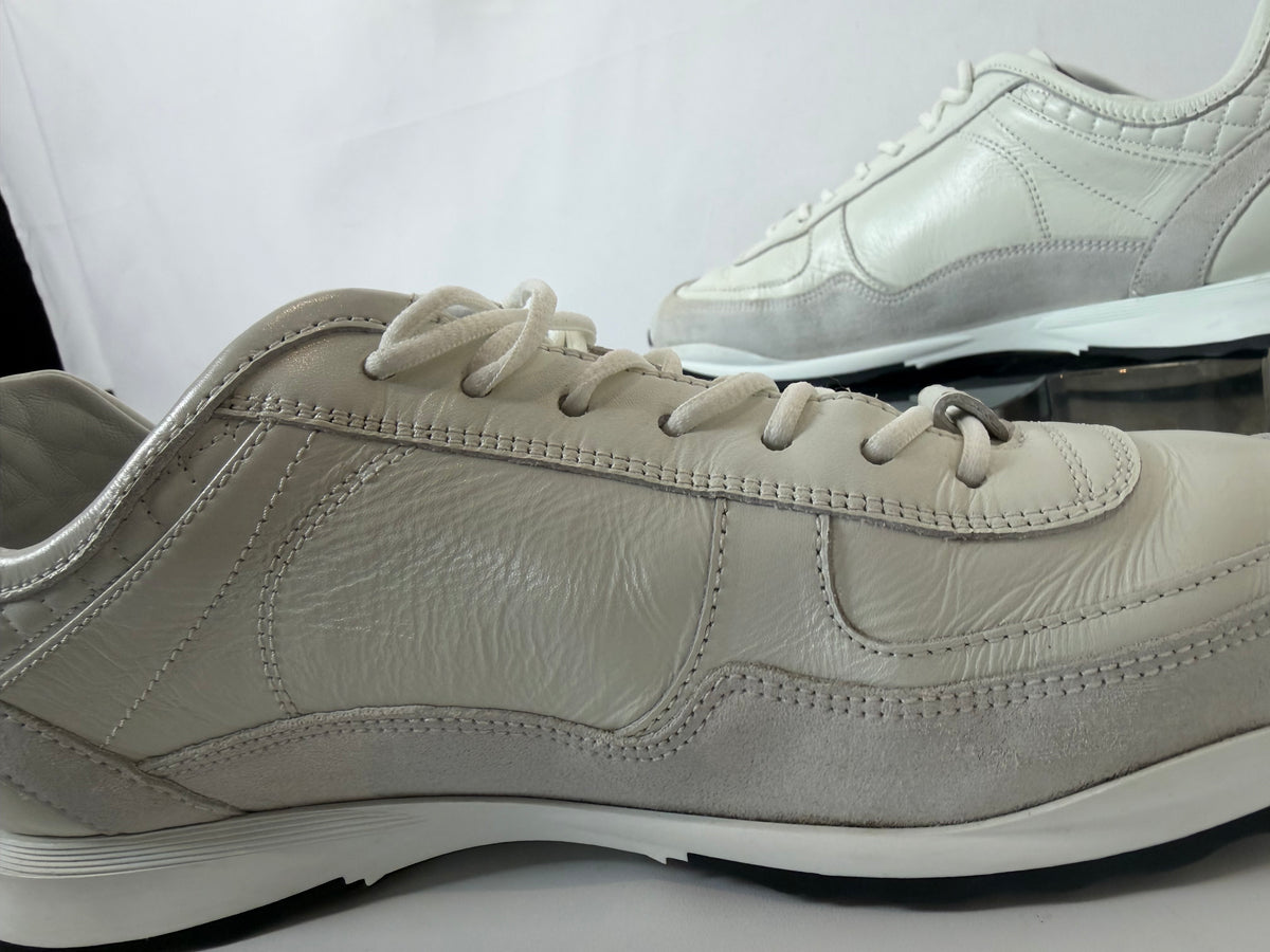 Chanel White Low-top Calfskin and Suede Sneakers