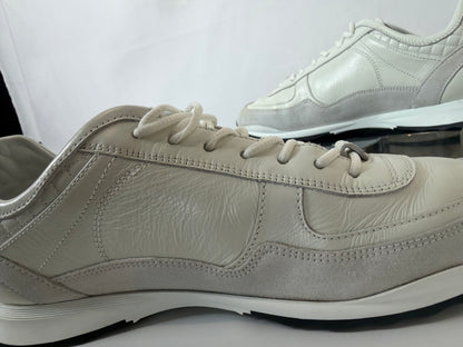Chanel White Low-top Calfskin and Suede Sneakers