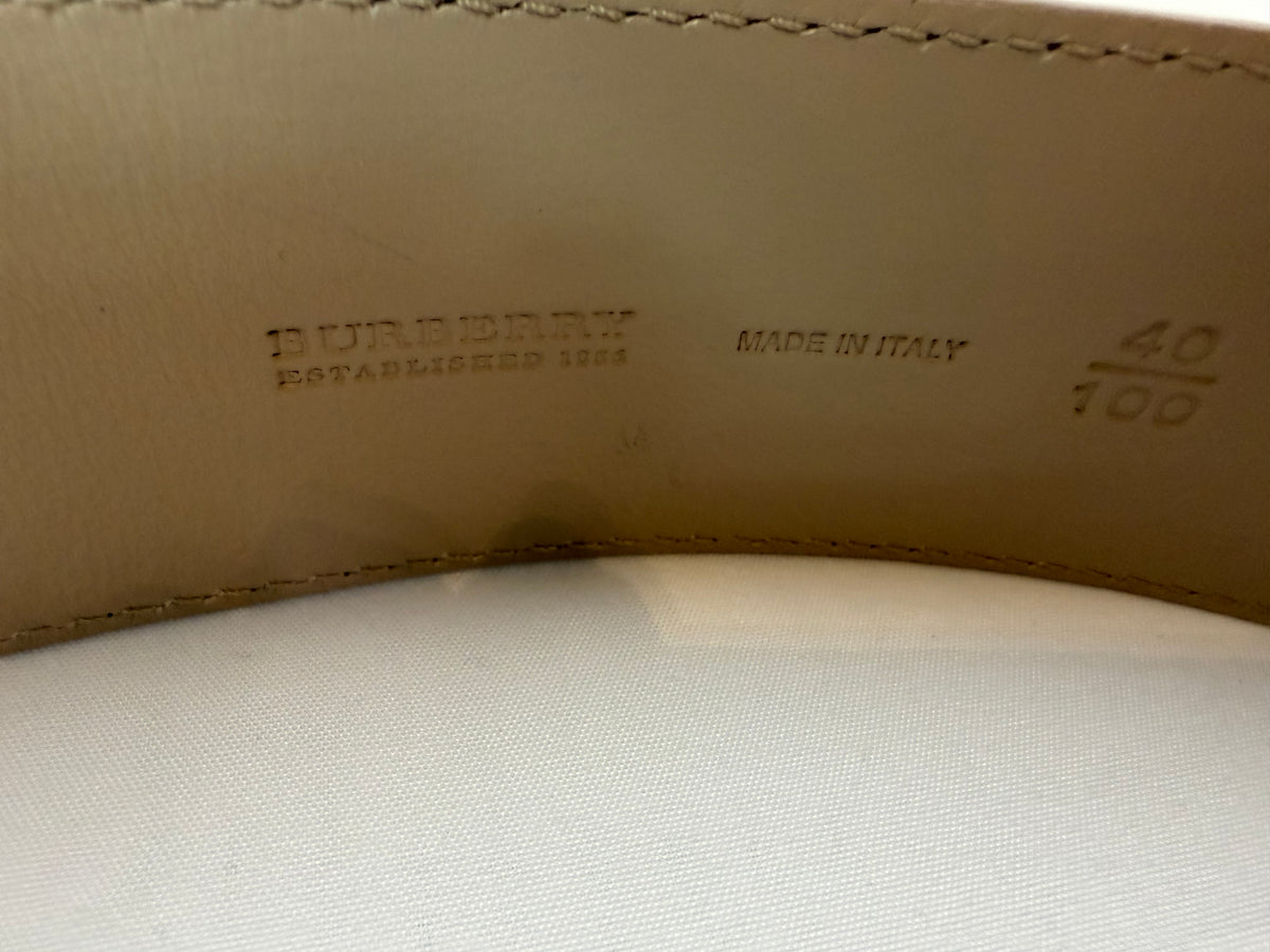 Gucci Black Leather Belt w/ Gold Interlocking G Logo