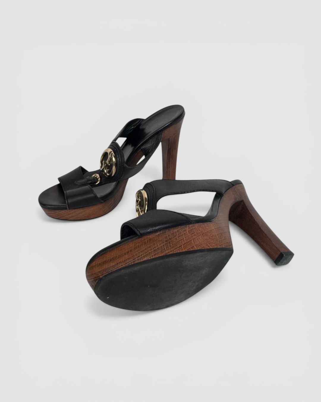 HAS DUSTBAG - Gucci Black Leather Platform Mules w/ Gold Interlocking GG