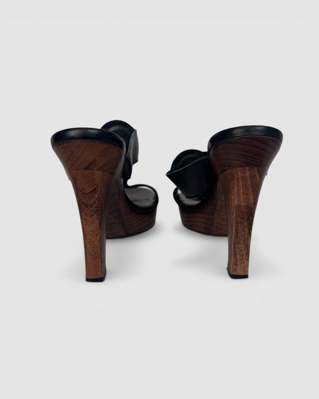 HAS DUSTBAG - Gucci Black Leather Platform Mules w/ Gold Interlocking GG
