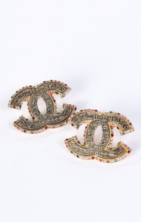 Chanel 2019 Fall/Winter Collection CC Hieroglyphic Multicolor Stone Earrings - Brass