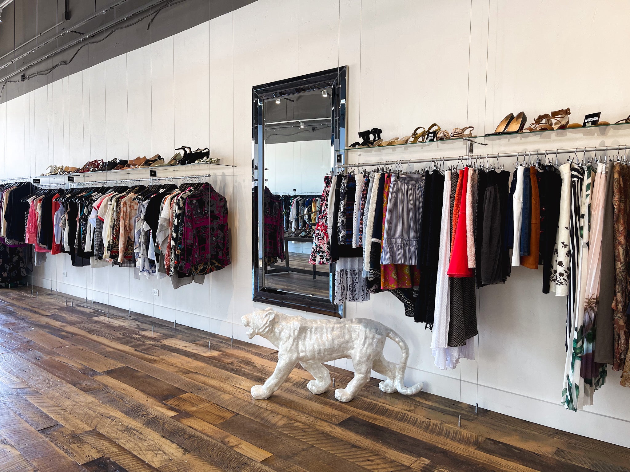 clothing consignment store