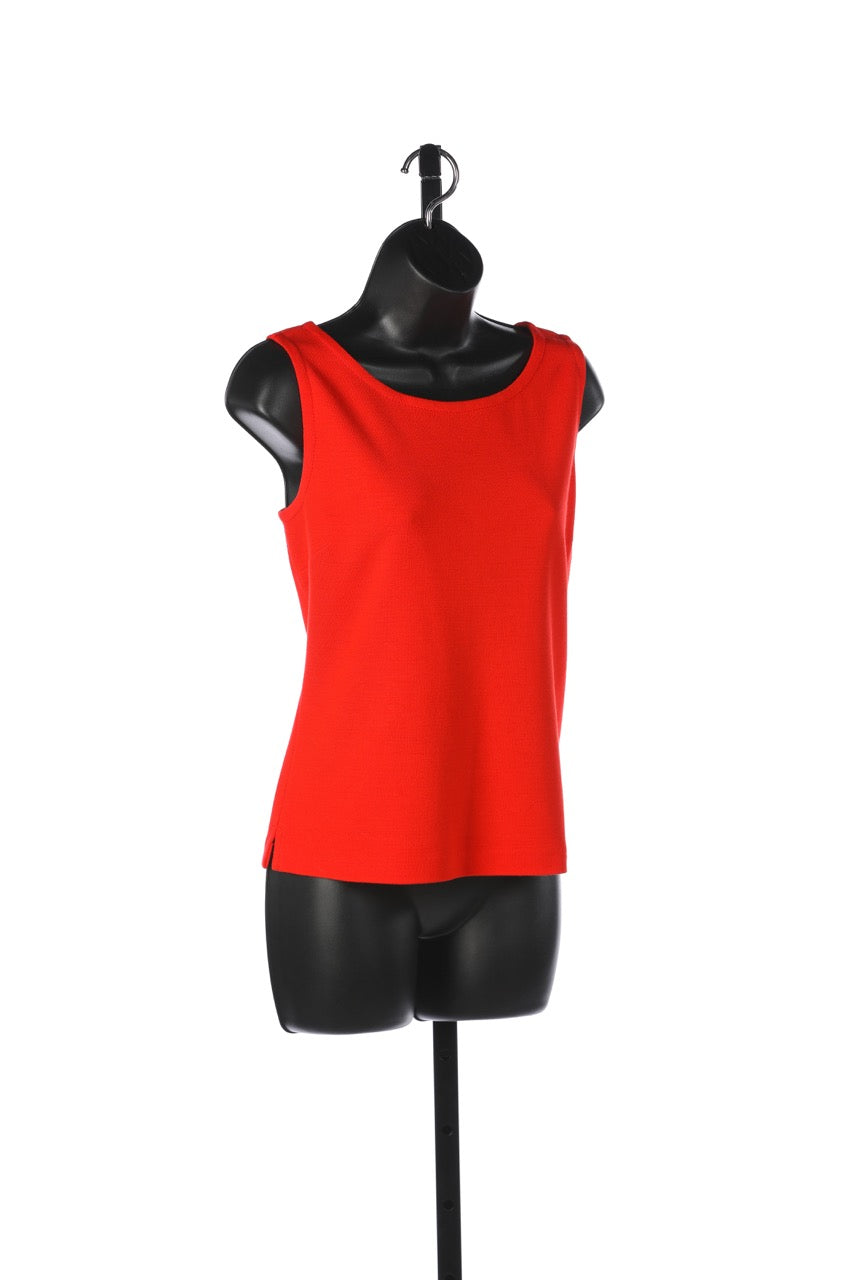 St. John Red Knit Sleeveless Crew-Neck Tank Top w Mini Slits on Sides