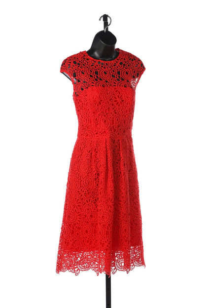 Lela Rose Red Lace Overlay Cap Sleeve Crew Neck Knee Length Dress NWT