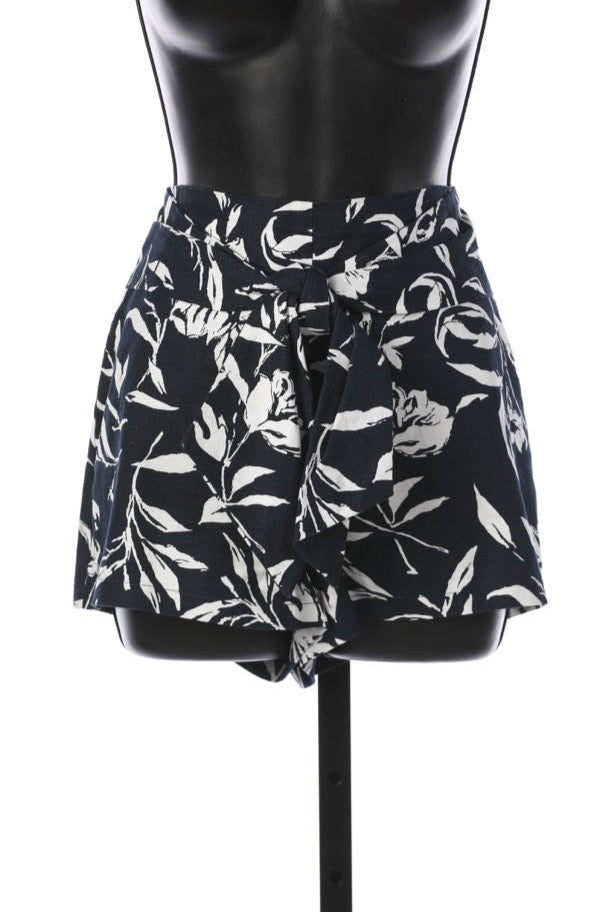 J.O.A Navy & White Linen Floral Shorts w Waist Tie