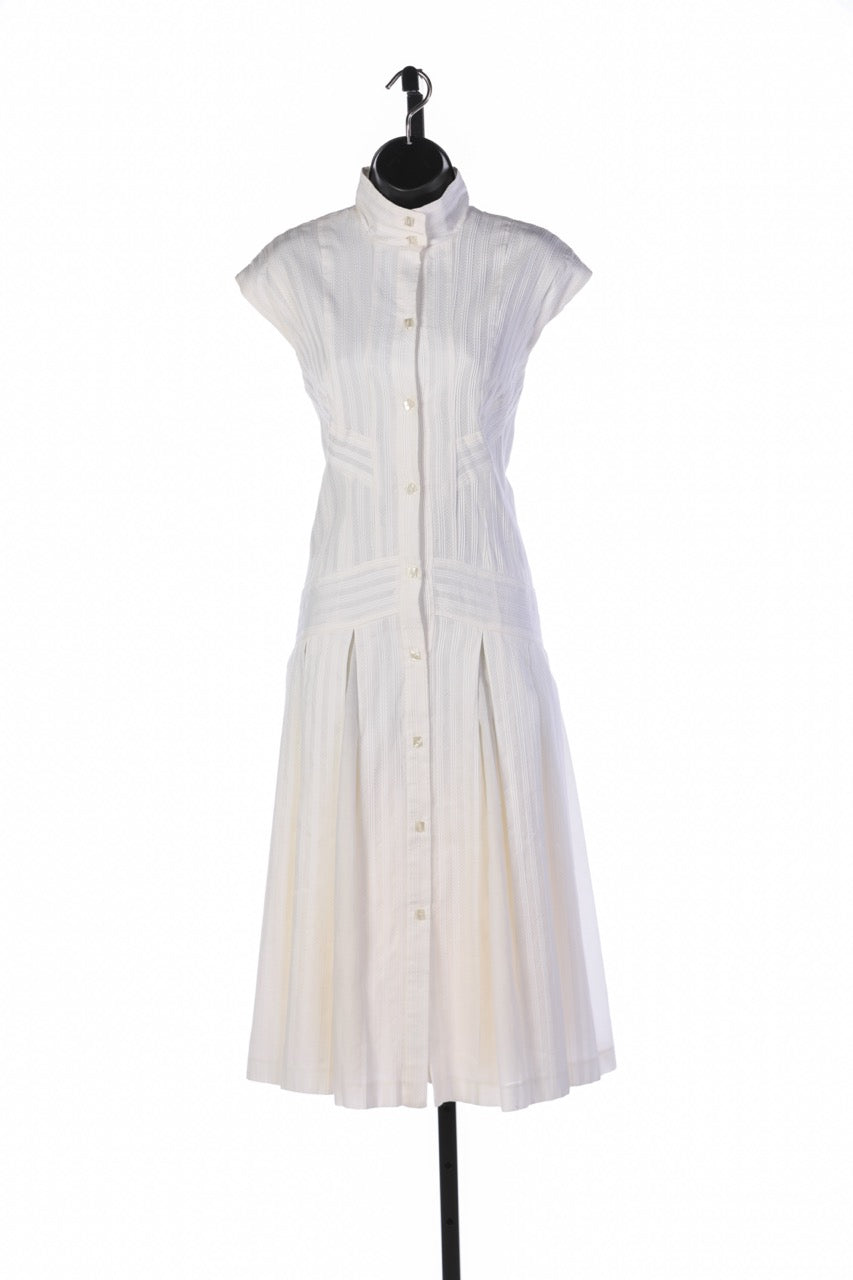 Pamella Roland White Sleeveless Mock Neck Button Up Midi Dress w Pleated Skirt