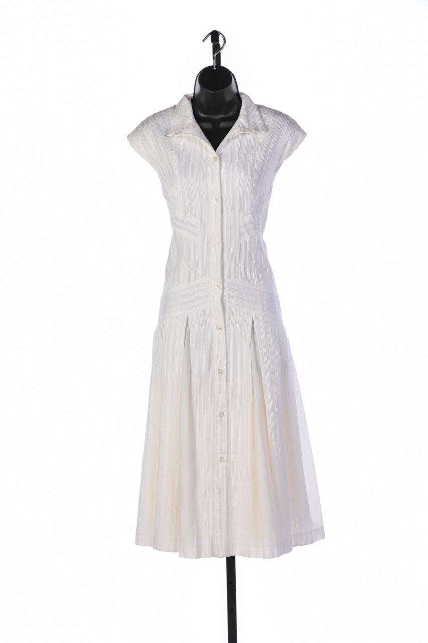 Pamella Roland White Sleeveless Mock Neck Button Up Midi Dress w Pleated Skirt