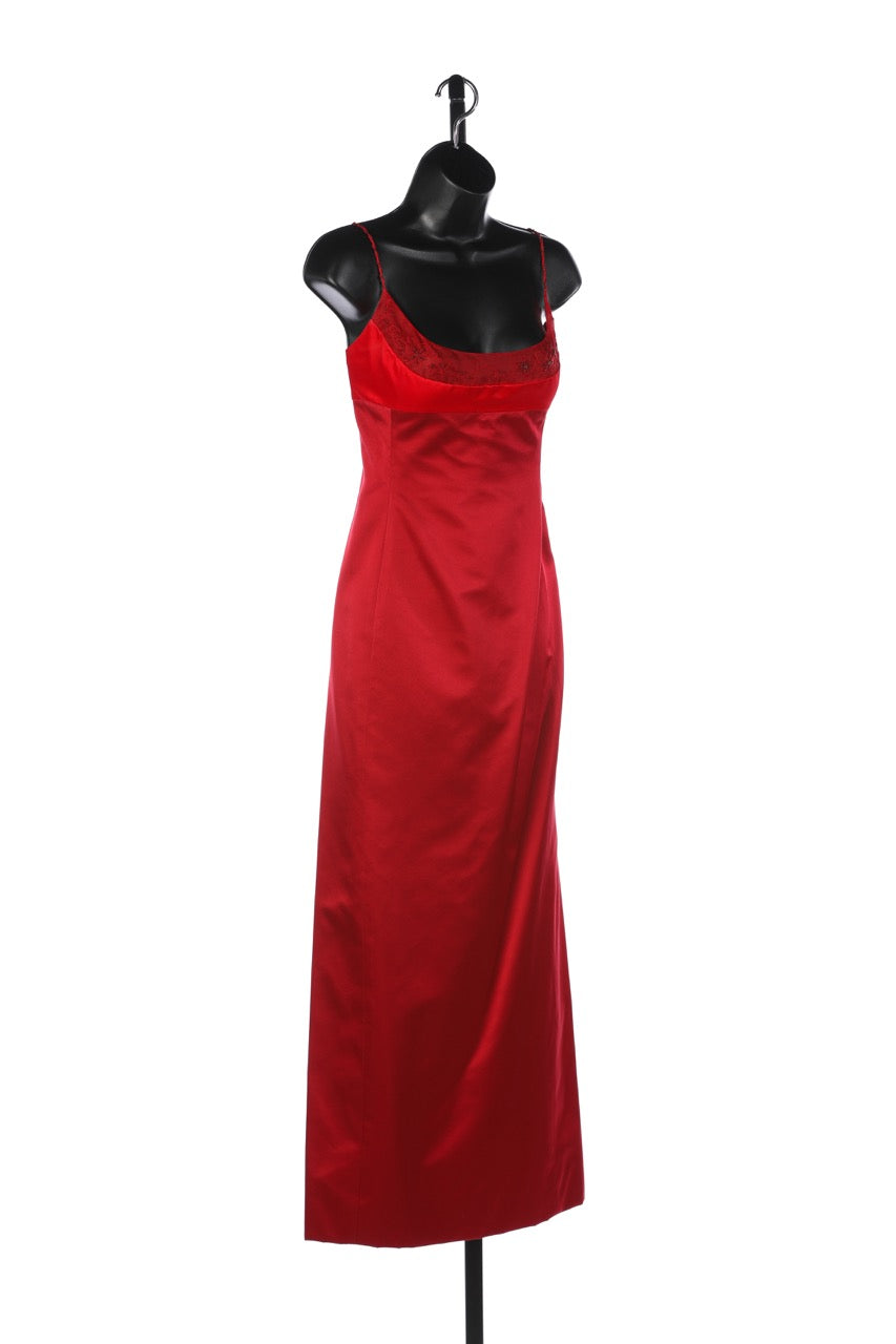 Richard Tyler Couture Silk Red Sleeveless Chiffon Beaded Neck-Line Fitted Full-Length Gown