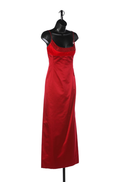 Richard Tyler Couture Silk Red Sleeveless Chiffon Beaded Neck-Line Fitted Full-Length Gown