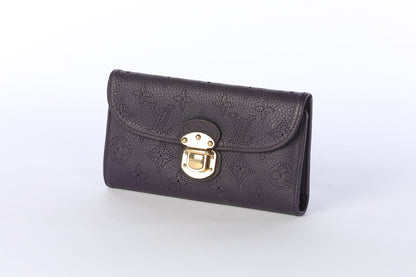 Louis Vuitton Deep Plum  'Louis Vuitton Monogram Mahina Portefeuille Amelia'